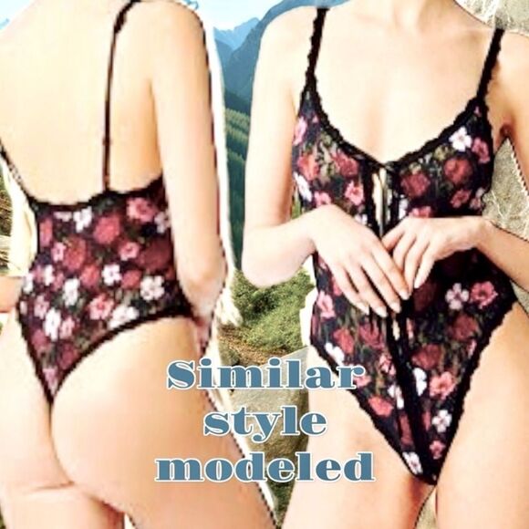 Bodysuit Teddy Black/Multi Color Floral Print Lace With Underwire Size L NWOT - Picture 1 of 14